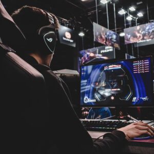 Inside the World of Professional Gaming: A Look at the Fast-Paced E Sports Industry